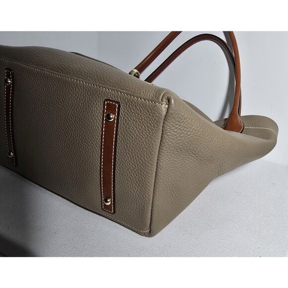 Dooney and Bourke Pebble Grain Logo Lock Tote Shoulder Purse Bag Taupe/Elephant - Picture 9 of 15